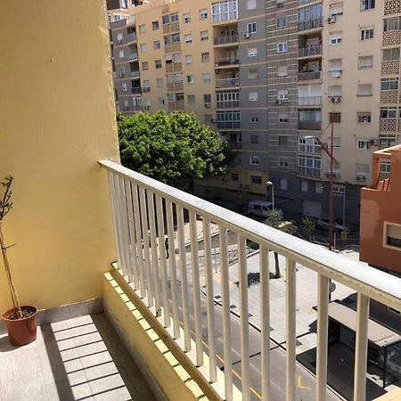 Apartamento Sol Y Luna Almeria Bagian luar foto