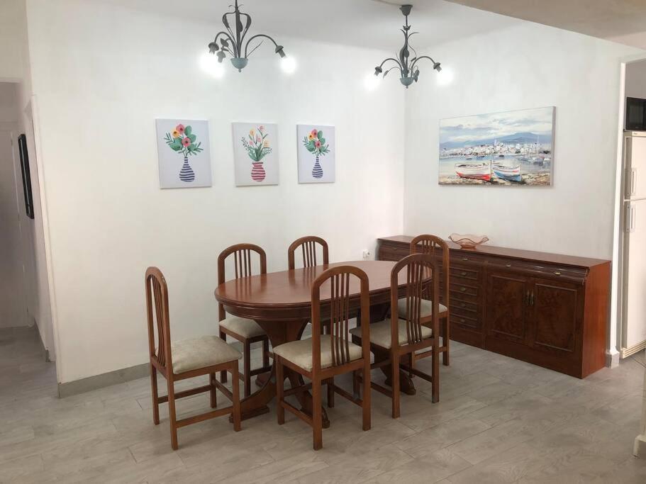 Apartamento Sol Y Luna Almeria Bagian luar foto