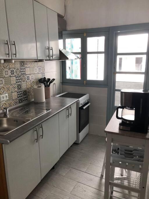 Apartamento Sol Y Luna Almeria Bagian luar foto