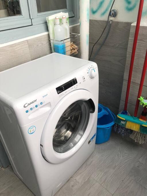 Apartamento Sol Y Luna Almeria Bagian luar foto