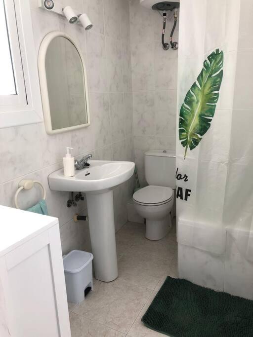 Apartamento Sol Y Luna Almeria Bagian luar foto