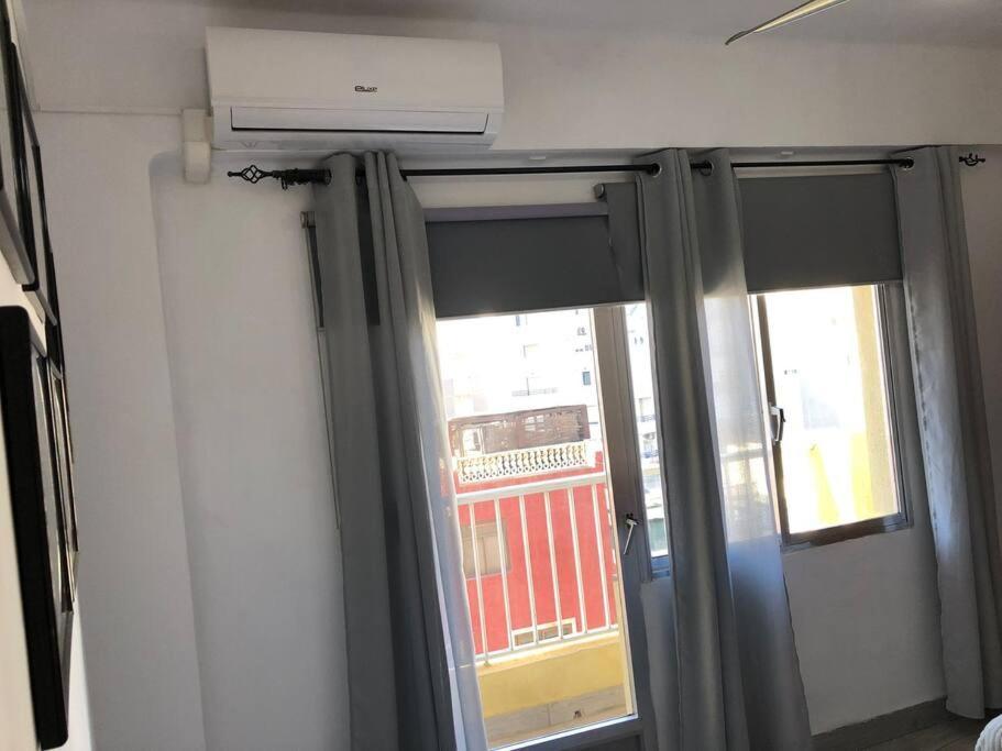 Apartamento Sol Y Luna Almeria Bagian luar foto